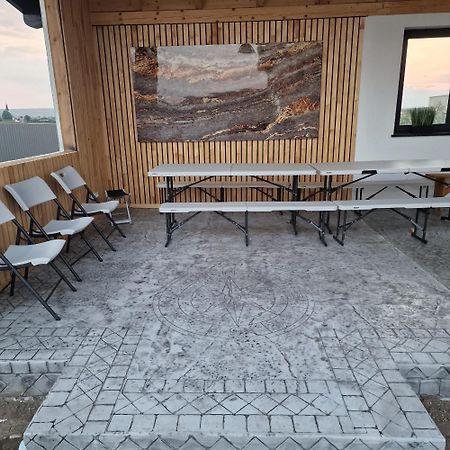 הוילה סוסאבה Sunny House מראה חיצוני תמונה