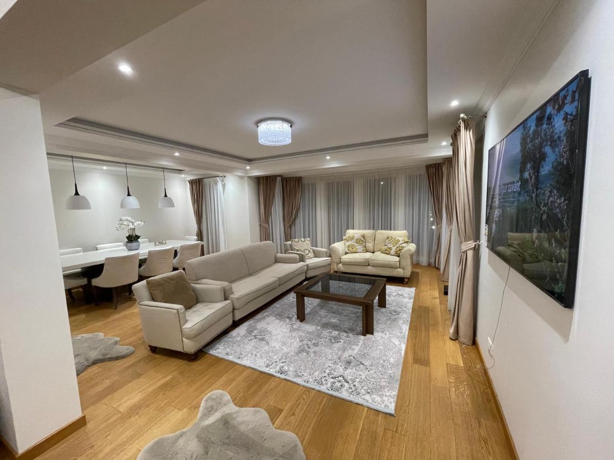 הוילה סוסאבה Sunny House מראה חיצוני תמונה